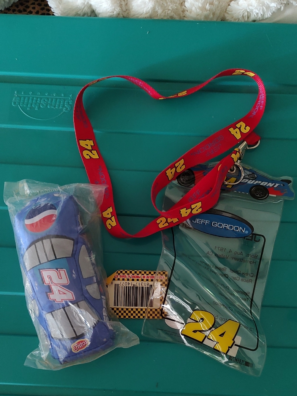 #24 Plush Car And Lanyard